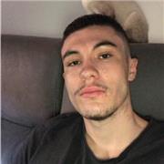 Estudiante universitario en Madrid en 3º de carrera da clases de matemáticas para nivel de ESO y bachillerato. Mi metodología es aplicar la teoría sobre la práctica con ejercicios, ya sean deberes o no, de forma que consigamos que lo entiendas y que apren